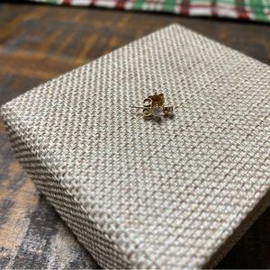 Rose Gold 1/6 ct stud earrings